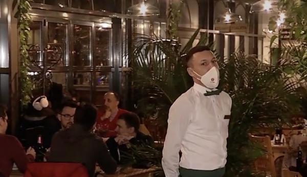 Restaurantele se închid de fapt la ora 23.00. Patronii s-au ales cu scuzele autorităţilor