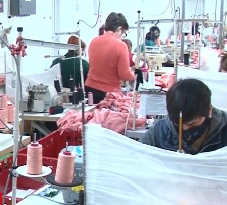 Locuri de muncă, greu de găsit în pandemie. Ajunși șomeri, mulți români au fost nevoiți să se reorienteze rapid