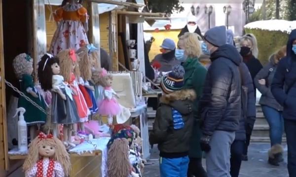 Oferte speciale pentru îndrăgostiți la târgul Produselor Sătmărene din Satu Mare