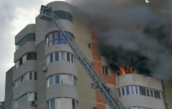 Locuitori din Cernavodă revoltaţi, după ce au aflat că singura autoscară de la pompieri a fost mutată la Constanţa. Oamenii o vor înapoi