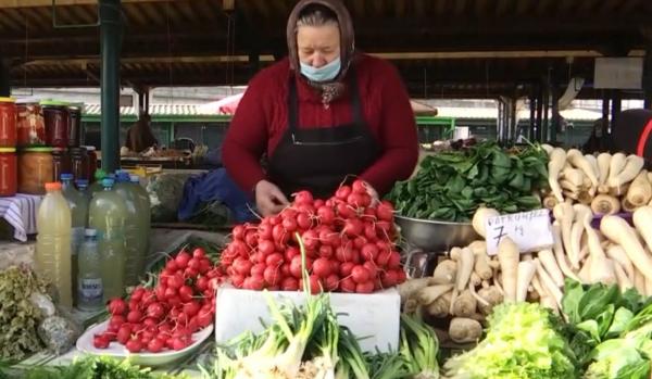 Începe sezonul trufandalelor. Cum deosebim legumele românești de cele din import