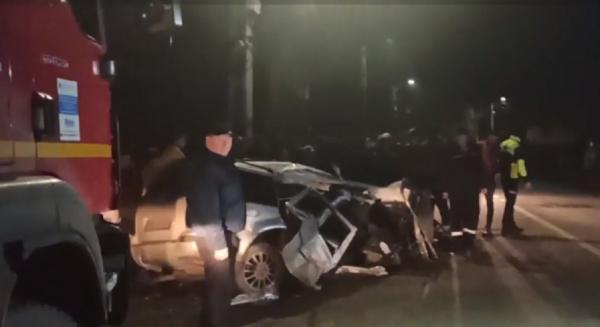 Tânăr mort într-un accident produs de un şofer din Bistriţa-Năsăud care încerca să-şi impresioneze prietenii cu excesul de viteză