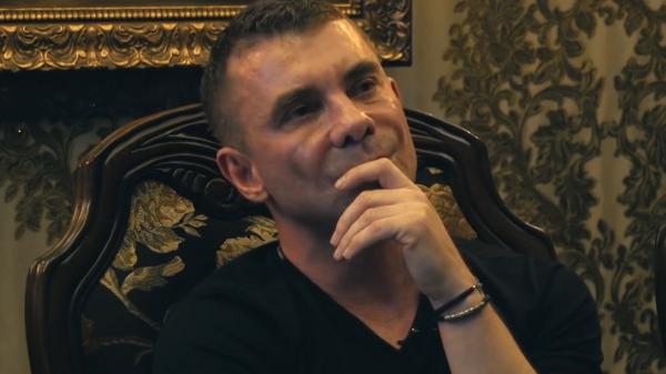 Florian Tudor, zis ”Rechinul”, declaraţii în exclusivitate pentru Observator după ce a aflat de mandatul de arestare din România: ”Nu am nicio emoţie”