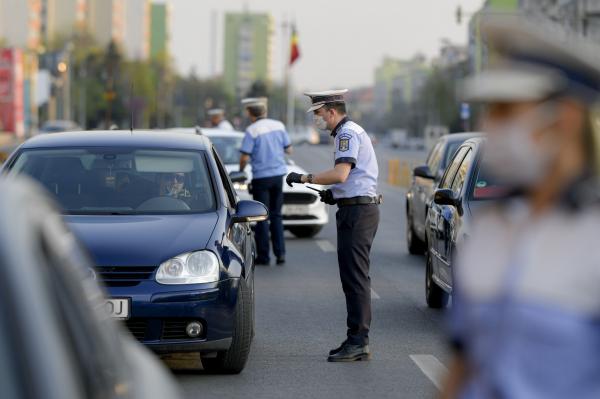 O tânără din Republica Moldova, oprită la frontiera din Galaţi după ce a prezentat un certificat de căsătorie fals. Voia să ajungă la iubitul ei în Franţa