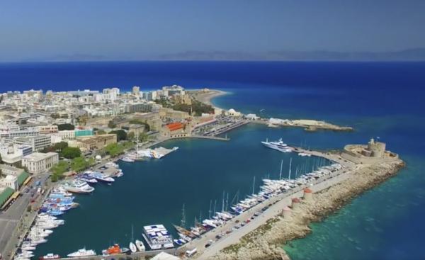 Grecia se pregăteşte să primească turiştii. Vă puteţi deja programa vacanţa în una dintre insulele greceşti