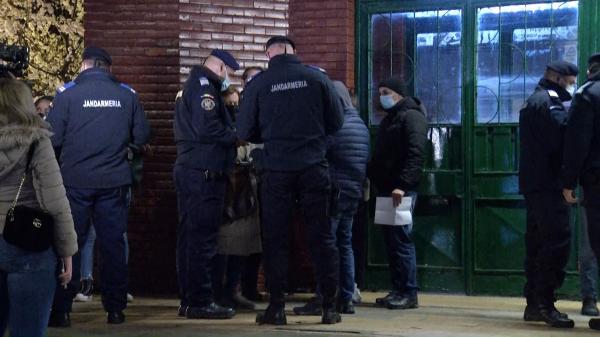 Călătorii, victime colaterale în războiul de la metrou: ”Oameni buni, noi ce suntem?! Mafioţi?”