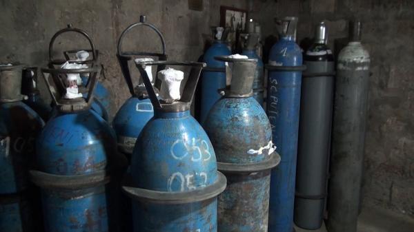 Improvizaţiile ajută medicii de la spitalul din Abrud să salveze vieţile pacienţilor, în plină pandemie de coronavirus