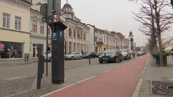 Parcări publice transformate în terase pentru a salva barurile și restaurantele din Cluj-Napoca