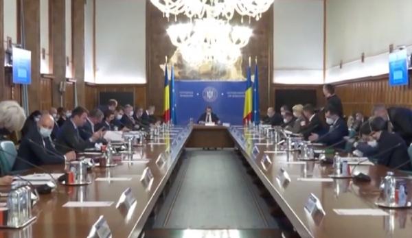 Guvernul merge mai departe: Coaliţia a îngropat deocamdată securea războiului