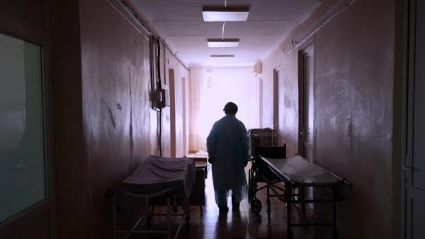 Spital COVID, bombardat în estul Ucrainei. Unul dintre bolnavi a făcut stop cardiac şi a murit, a doua zi după explozie