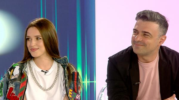 "Ultimul anunţ", prima colaborare dintre VUNK şi Ioana Ignat. Piesa are deja 1 milion de vizualizări pe Internet