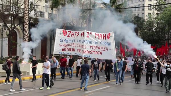 Grevă generală la Atena, în urma unui proiect de lege care poate prelungi ziua de muncă până la 10 ore