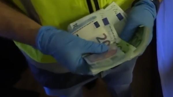 Italian de 73 de ani îndrăgostit lulea, păcălit cu aproape un milion de euro de iubita din Gorj. Femeia i-ar fi promis că se vor căsători