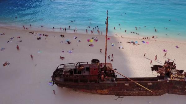 Preţurile vacanţelor ar putea exploda odată cu relaxarea măsurilor. Îndemnul experţilor: "Faceţi rezervări acum!"