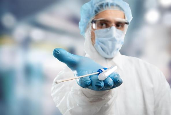 Bilanț coronavirus în România, 12 mai. Sub o mie de cazuri noi, în ultimele 24 de ore, şi mai puţin de 900 de persoane la ATI