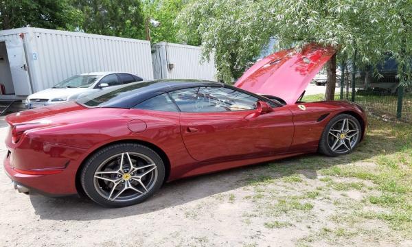 Un Ferarri de 160.000 de euro, furat din Germania, găsit şi confiscat în Brăila de Poliţia de Frontieră. Cum a reacţionat şoferul când a aflat că maşina era căutată