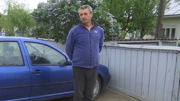 Bărbatul care s-a vaccinat a treia oară cu Pfizer spune că efectele secundare deja se simt. ”Mă supăra un pic genunchiul, mi-a revenit un pic vederea”