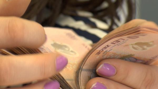 La 40 de euro pe lună, avem printre cele mai mici alocaţii UE. Cât primesc copiii din Olanda şi Franţa