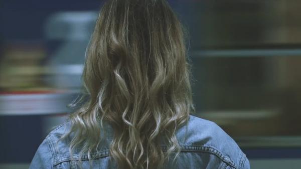 Val de depresii şi atacuri de panică printre copii. Mărturii tulburătoare ale părinţilor: "Stătea închisă în cameră, în pat, pe întuneric"