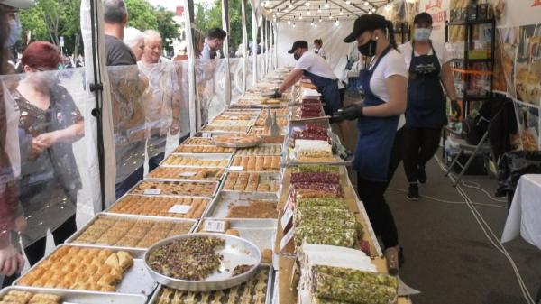 Bunătăţiile culinare au luat cu asalt Oradea: "M-am gândit la o combinaţie inedită. Au un gust delicios"