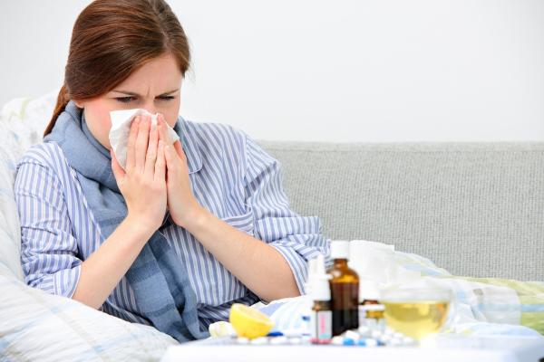 La început de vară, avem mai multe viroze decât în plină iarnă. Explicaţia medicilor