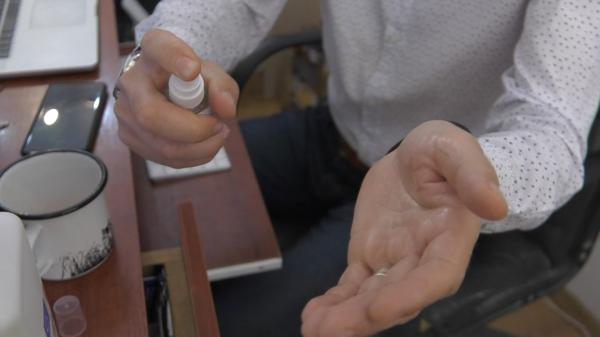 Dezinfectanţi diluaţi, inclusiv în spitale. România încă nu are un laborator care să analizeze biocidele