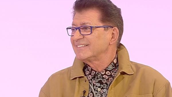 Gabriel Dorobanţu a lansat o piesă nouă şi va juca într-o piesă de teatru: Am descoperit acest cântec pe internet