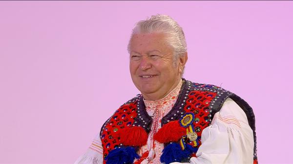 Gheorghe Turda a cântat pentru românii din Franţa. Cântecele de petrecere româneşti s-au auzit la Nantes