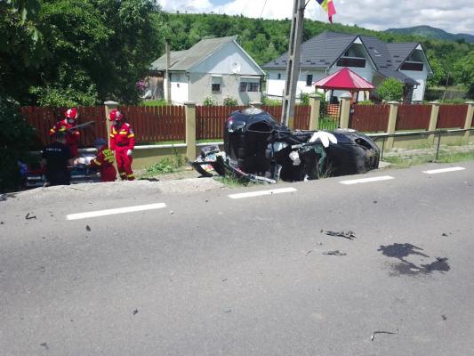 Accident cu şase victime în Mureş. Prăpăd la Deda, după ce un şofer care venea din Spania a depăşit o coloană de maşini