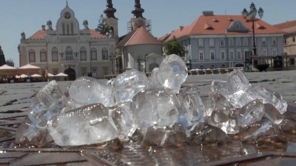 România, între furtuni violente şi coduri de caniculă. În unele zone s-au înregistrat 57 de grade la nivelul asfaltului