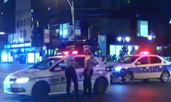 Clipe de panică lângă un restaurant din Capitală. O persoană anunţase prezenţa unui pachet suspect