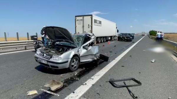 Zi neagră pe şoselele din România: două accidente teribile din cauza vitezei. Doi copii, unul de doar 4 anişori, printre victime