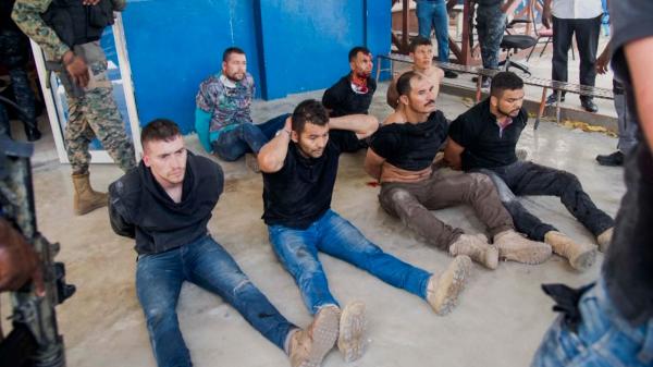 Asasinii din comando-ul străin, acuzați că l-au ucis pe preşedintele haitian, au fost prezentați populației la TV. VIDEO