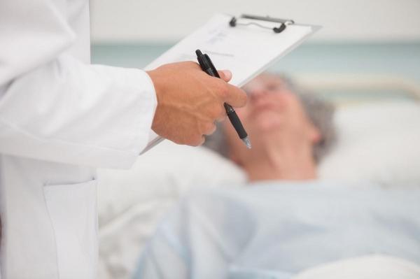 O femeie din Belgia a murit la 90 de ani, după ce a fost infectată simultan cu două variante diferite de coronavirus