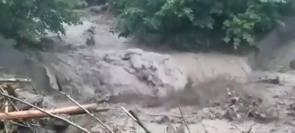 Vijelii şi viituri devastatoare în nordul ţării: în judeţul Maramureş, în două ore, a plouat cât pentru trei săptămâni