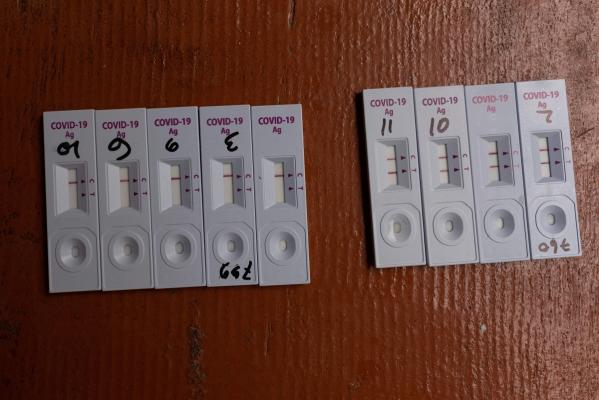 Medicii ameninţă cu blocarea activităţii în spitale, dacă sunt obligaţi să se testeze de coronavirus pe banii lor