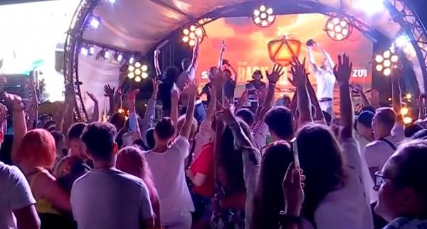 Party electrizant pe plaja din Mamaia, cu echipa Radio ZU