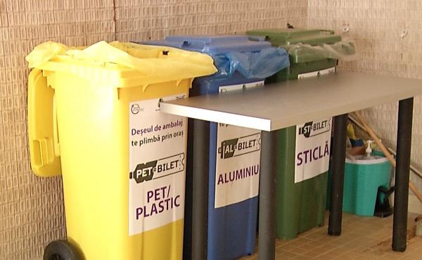 Călătorie gratuită cu metroul dacă duci 5 deşeuri, dar reciclarea se face doar în două staţii: E mort din start. Trebuie organizate mai bine
