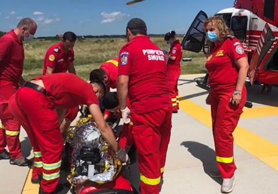 Care este starea fetelor din Neamț electrocutate după ce s-au urcat pe un tren pentru o poză. Una dintre ele, în stare foarte gravă