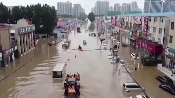 Avertismentul specialiștilor: Lumea este în pragul unei „catastrofe” climatice