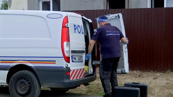 Crimă înfiorătoare în Bistriţa Năsăud: un bărbat şi-a ucis cumnata oarbă, cu un topor. S-a predat singur poliţiştilor după ce a comis fapta