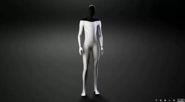 Elon Musk va construi un robot umanoid: "Intenționăm să fie prietenos"