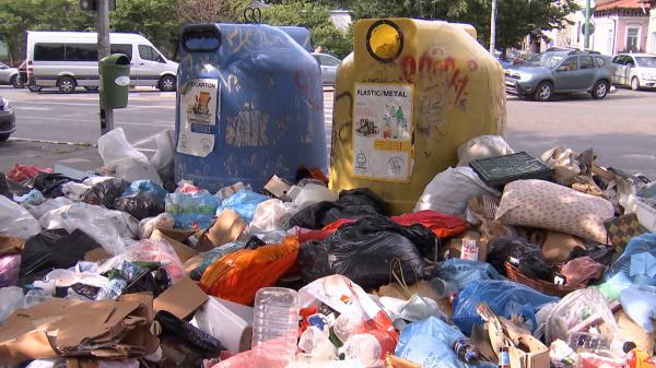 Sectorul 1 ar putea ajunge din nou sufocat de gunoaie. Romprest a anunţat că va lucra la capacitate redusă, după ridicarea stării de alertă