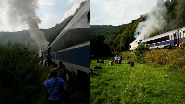 Avalanşă de incendii la CFR. Călătorii din trenul IR1833 au fost evacuaţi după ce locomotiva a luat foc în apropiere de Oradea