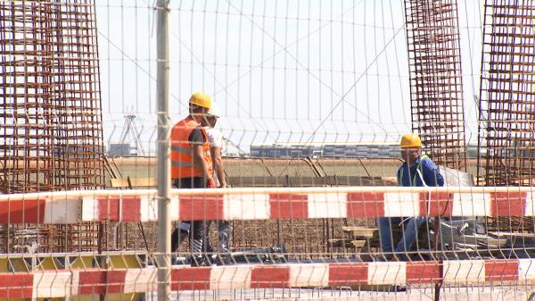 Primăria Capitalei, fără bani pentru proiecte. Primăriile de sector au preluat din investiţii. "Nu poţi să începi un proiect şi să ai banii pentru 30% din lucrare"