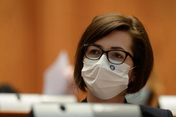 Guvernul a aprobat ordonanţa care oferă vouchere de 100 de lei pentru vaccinare