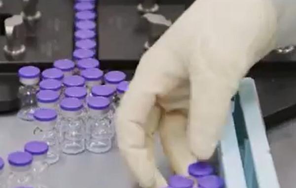 Cei care au creat vaccinul AstraZeneca vor să trateze cancerul. Acelaşi răspuns imun provocat de serul anti-Covid poate fi eficient şi în combaterea tumorilor