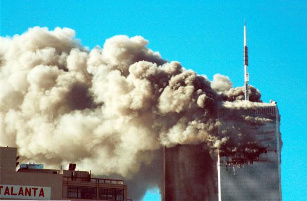 Atacurile teroriste din 11 septembrie 2001. Cele patru zboruri care au schimbat Statele Unite ale Americii și, odată cu ele, întreaga lume