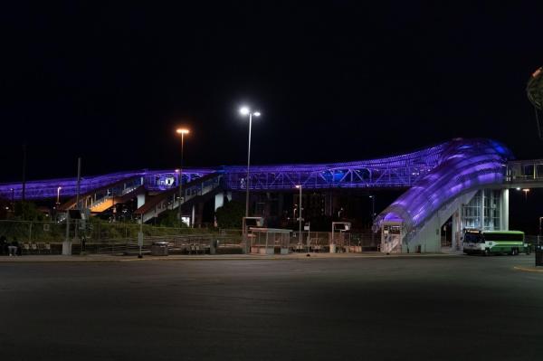 Un pod pietonal din Ontario, care măsoară 250m, desemnată cea mai lungă construcție de acest fel din lume