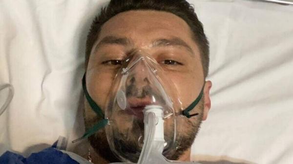 Cea mai fericită zi din viața sa a devenit un coșmar. Un mire s-a ales cu 2 vertebre fracturate după ce prietenii l-au aruncat în aer și nu l-au mai prins